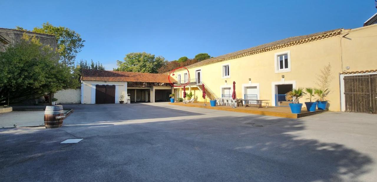 Maison 3 Chambres Avec Piscine Couverte Lespignan Bagian luar foto